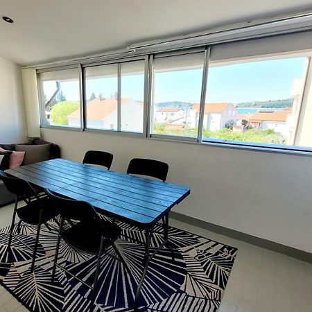 Apartament Sea Dalmatia Srima Ngoại thất bức ảnh