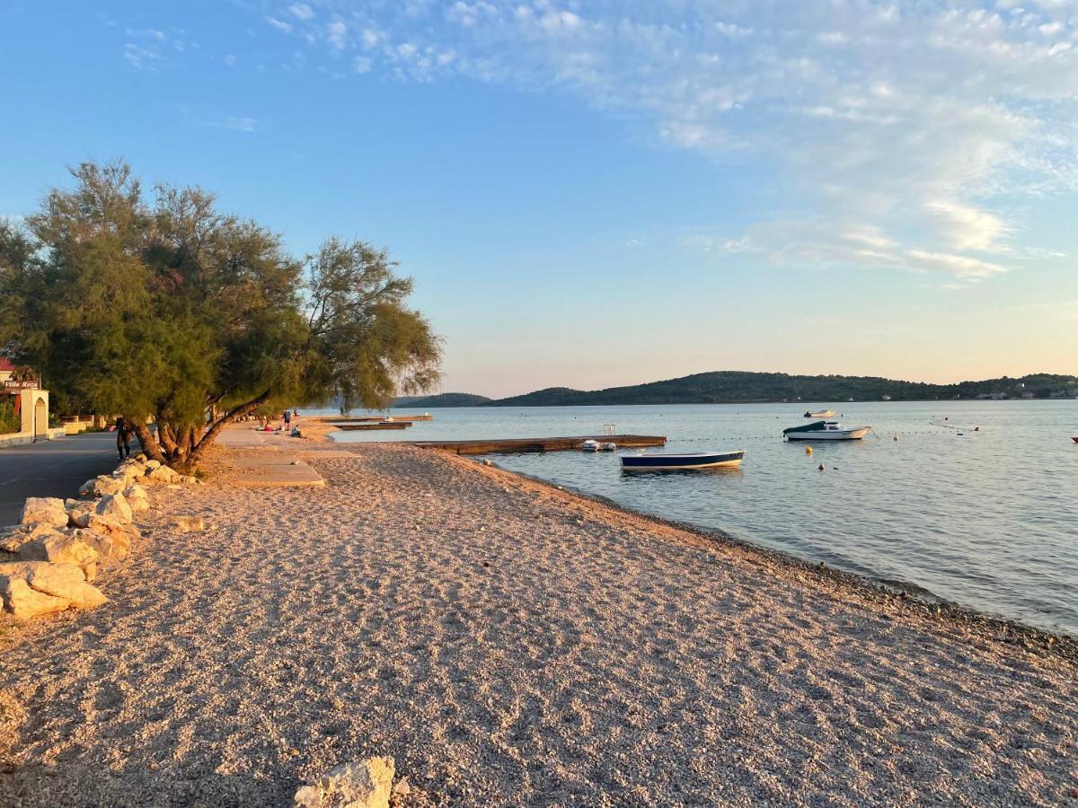 Apartament Sea Dalmatia Srima Ngoại thất bức ảnh