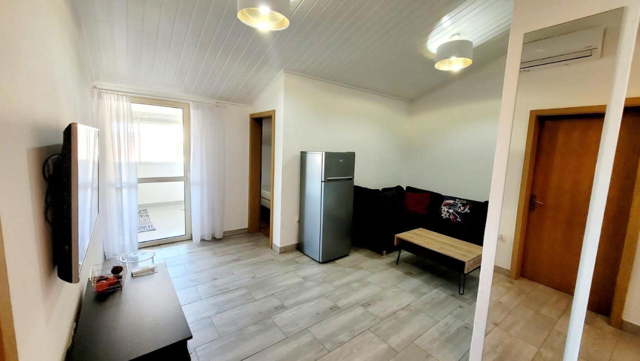 Apartament Sea Dalmatia Srima Ngoại thất bức ảnh